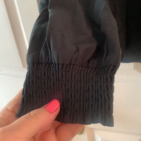 NWT Serra by Joie Premium Boutique Vintage Smocked Blouse Black Small - Picture 4 of 10